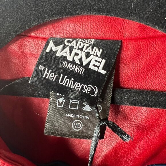 Her universe captain marvel zip up jacket women’s medium - Picture 4 of 9